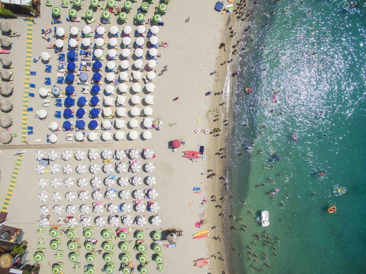 Family Resort Cala Di Luna Марина ди Камерота Екстериор снимка